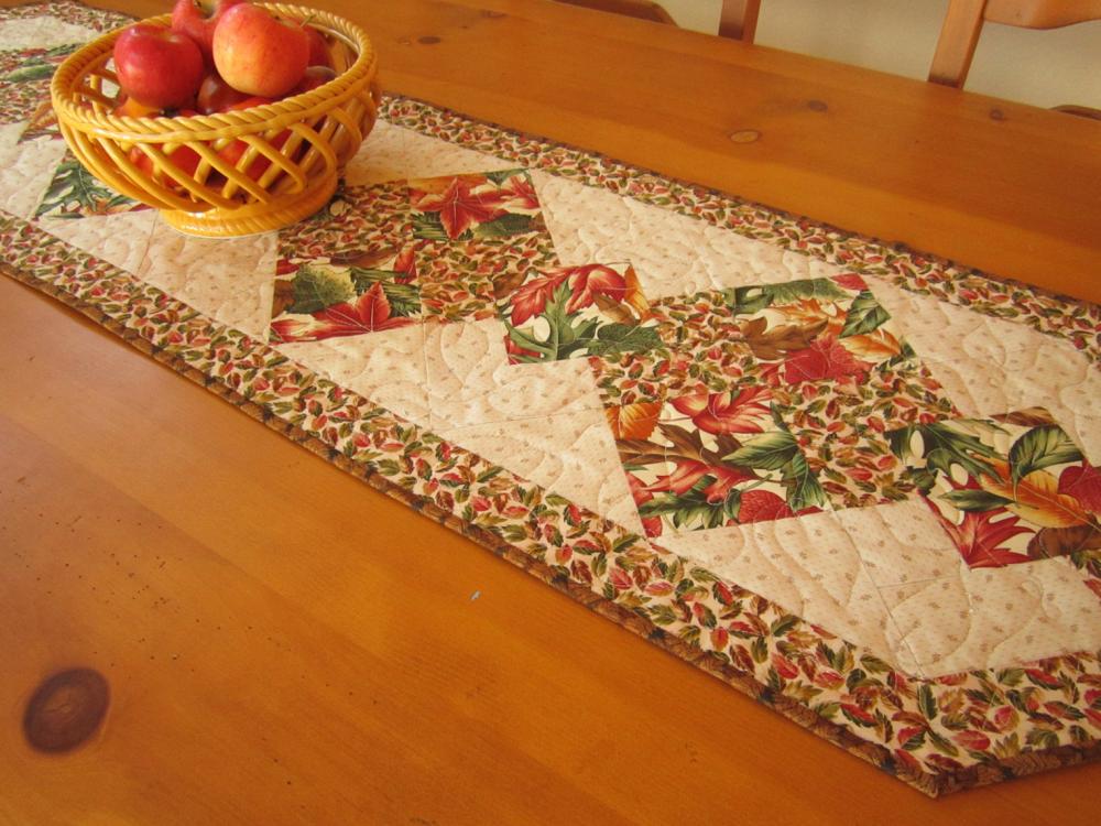 Autumn Beauty Long Table Runner on Luulla