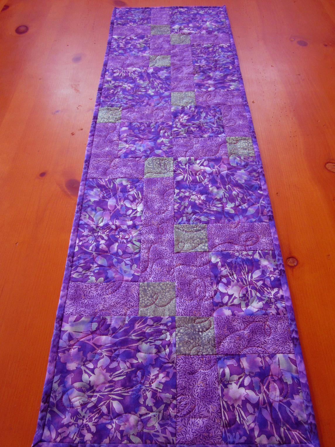 Quilted Table Runner Purple Passion on Luulla