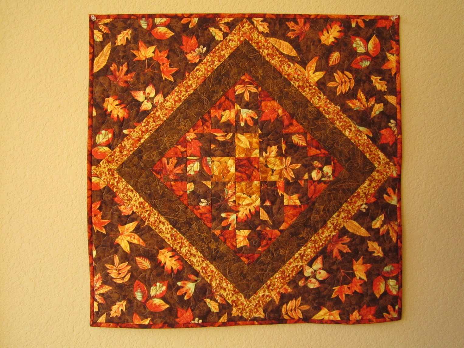 Fallen Leaves Table Topper, Quilted Table Topper on Luulla